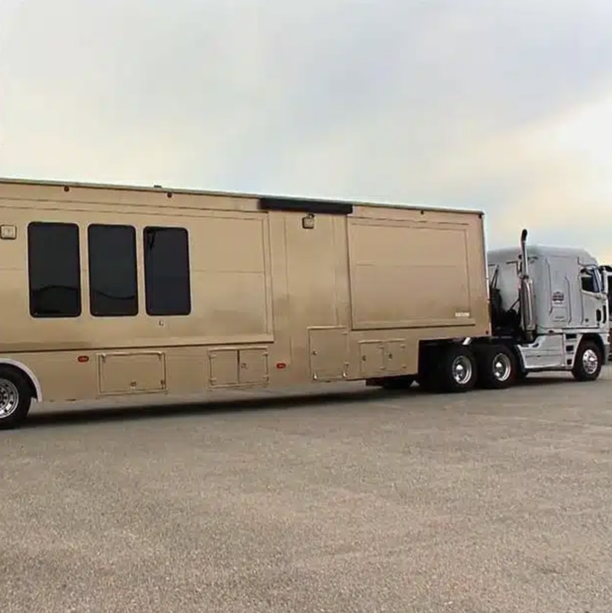 Leo DiCap's RV